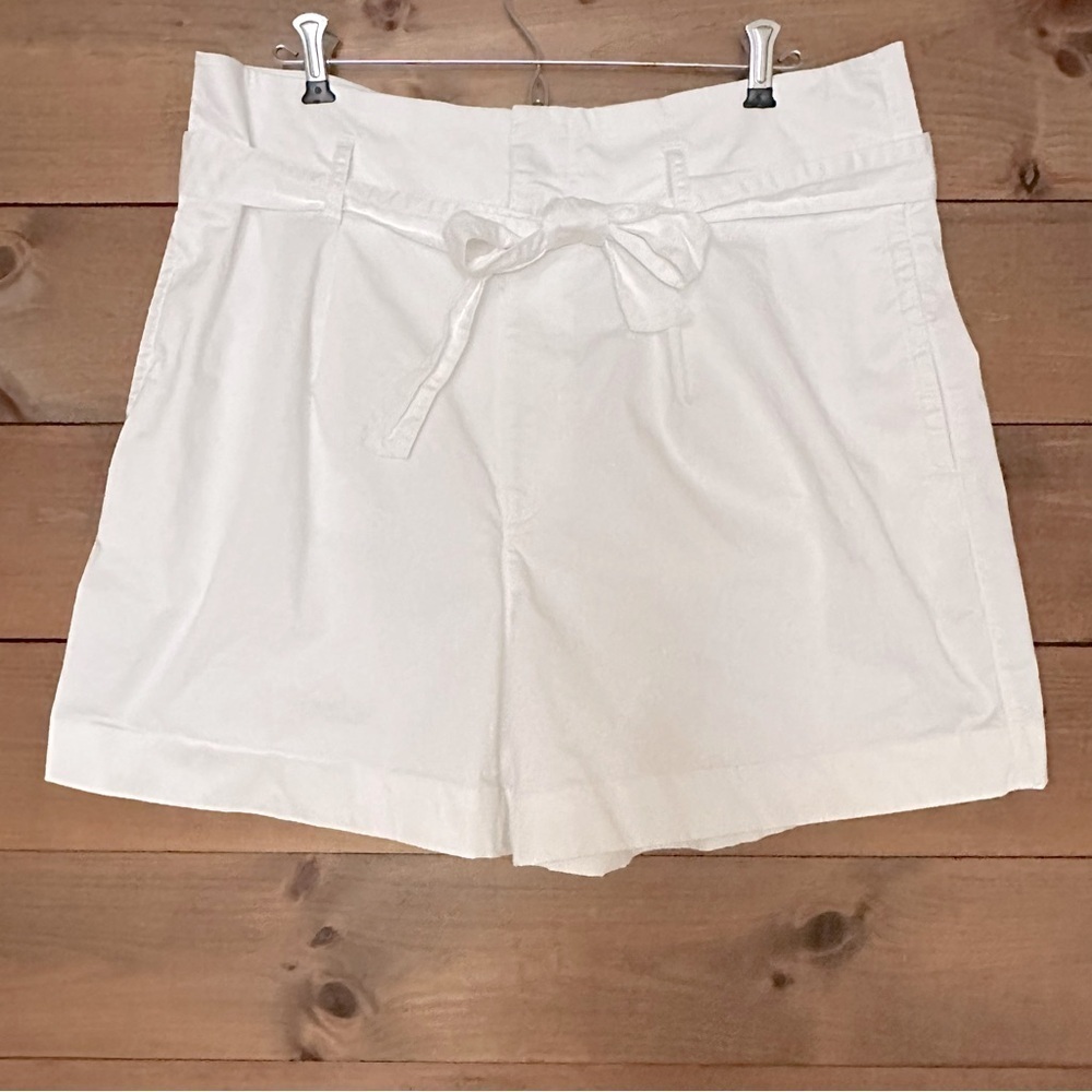 Ralph Lauren black label tie waist white cotton high waist vaca 4” inseam shorts